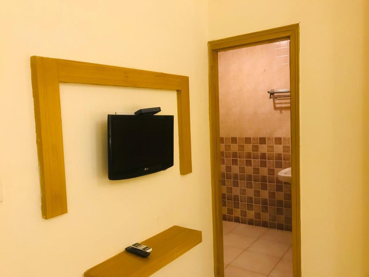 Tulip Palm Hotel Jaipur Eksteriør billede